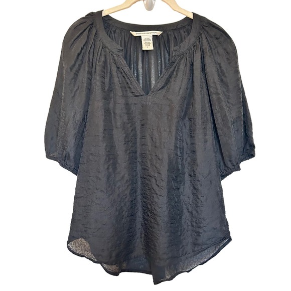 Diane Von Furstenberg black top with blue pile dot detail on front - size 36